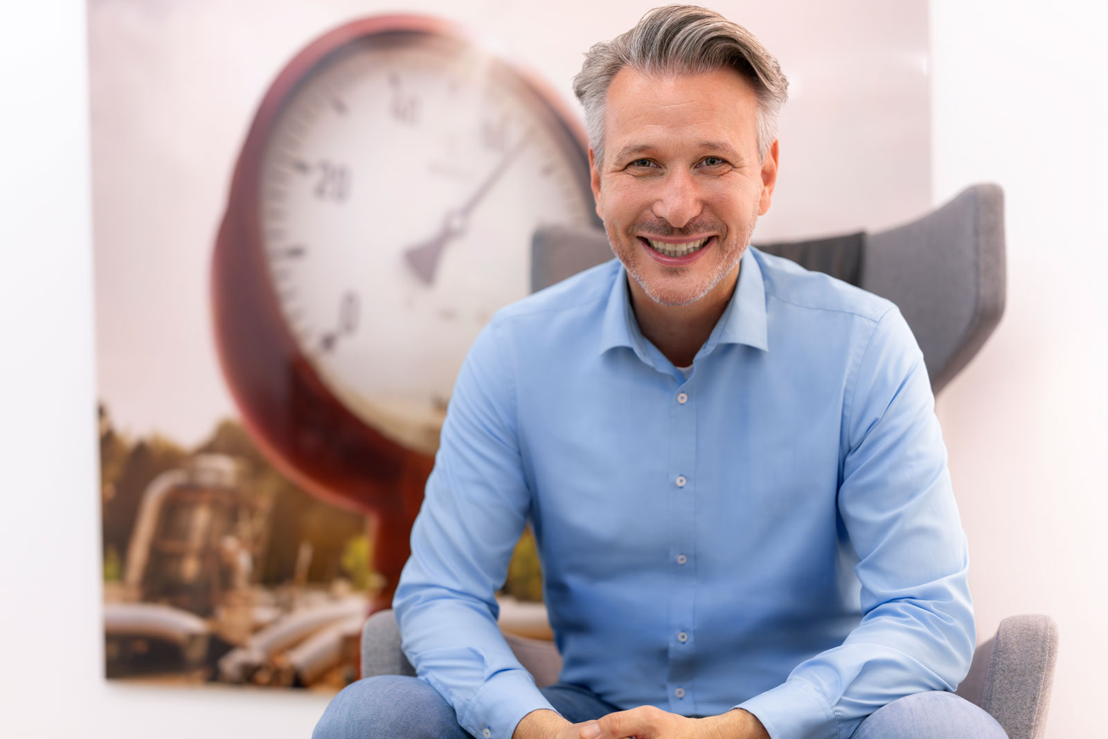 Unser Kollege Oliver im Büro in Essen